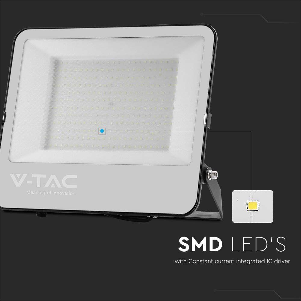 200W Naświetlacz LED SMD, Chip SAMSUNG, Barwa:6500K, Obudowa: Czarna, Skuteczność 160lm/W, VTAC, SKU 10365