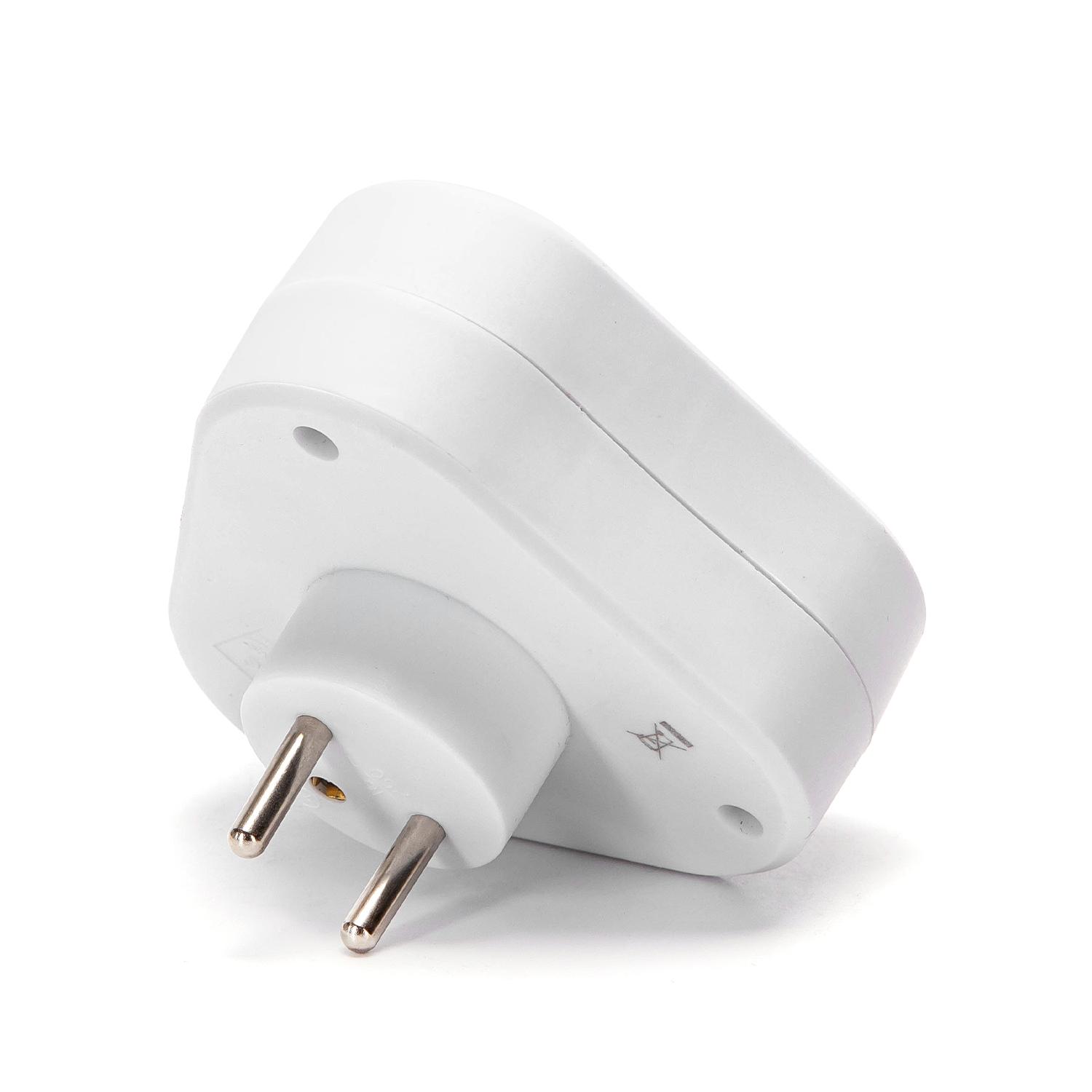 French 3-Way Adaptor (Without Switch) 16A White