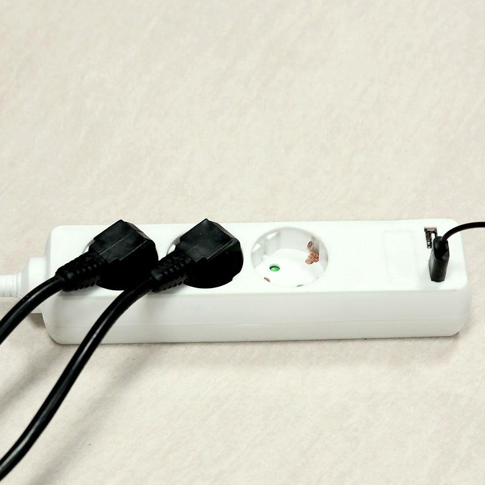 Przedłużacz mieszkaniowy 3 GN. Z portem 2xUSB, 3x1.5 X 5M/ Biały, VTAC, SKU 8775