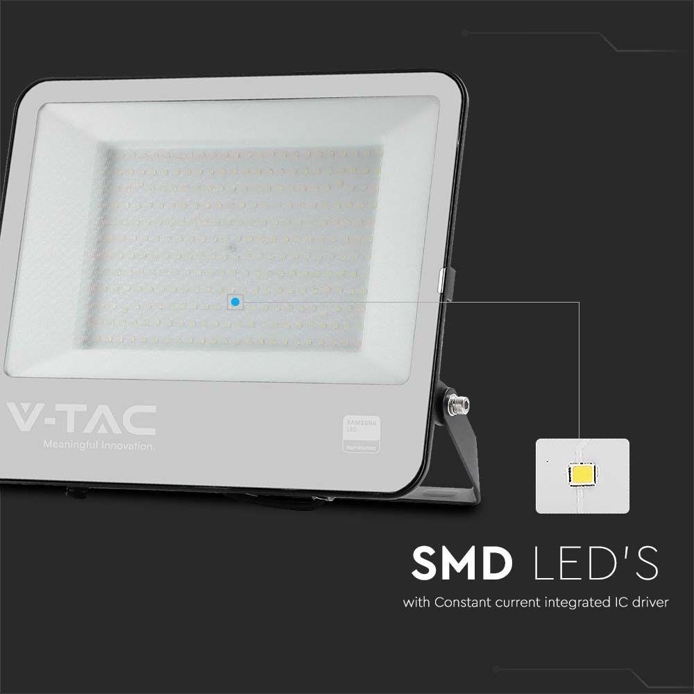 VT-44206 200W LED FLOODLIGHT 4000K BLACK BODY GREY GLASS 160LM/W